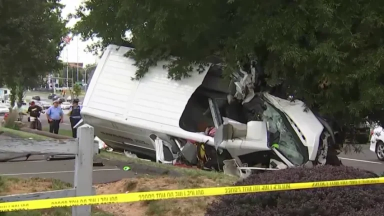 Authorities Report 2 Fatalities, 1 Injury After Vehicle Strikes Pedestrians on Roosevelt Boulevard 41699633203 1080pnbcstations